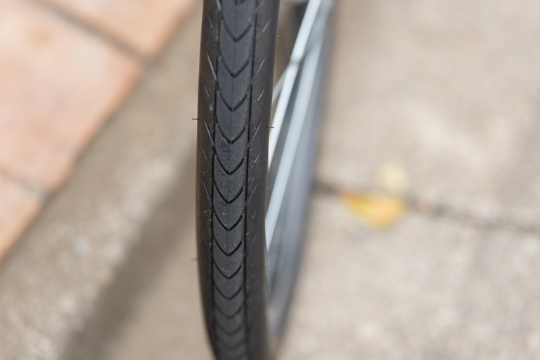 あさひ自転車_ボールドライン27.5インチ_耐パンクタイヤ