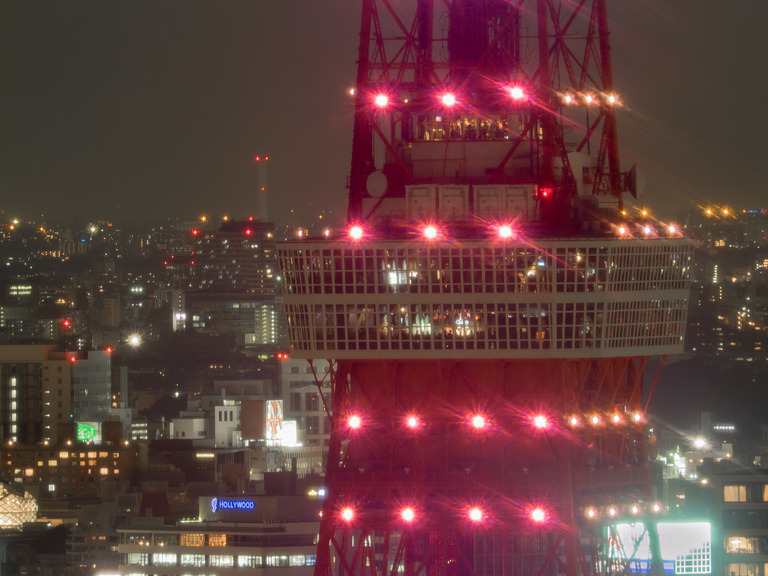東京貿易センタービルから観る東京タワー20151031-6