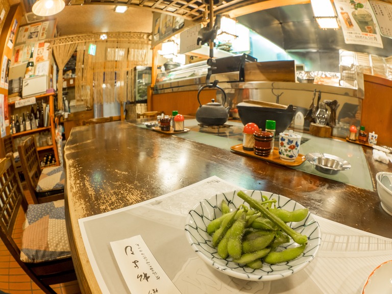 松よし店内