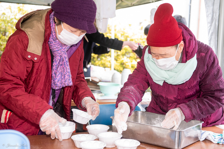 高根木戸中央通り商店会の餅つき2019_3