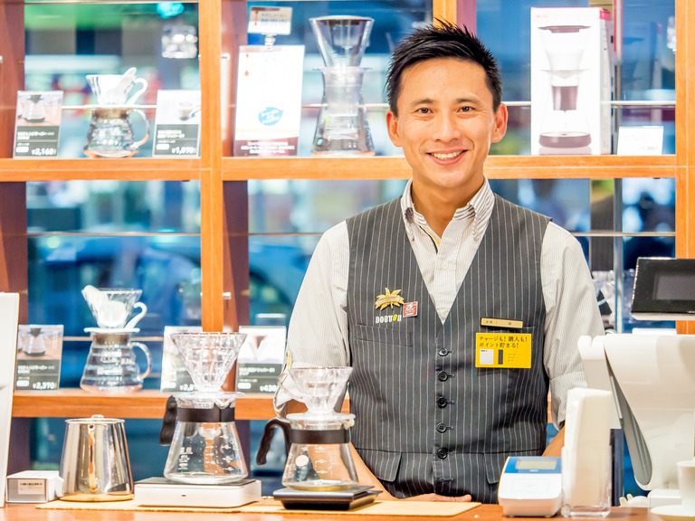 ドトールコーヒーショップ船橋駅南口店‐9（梶真佐巳さん）