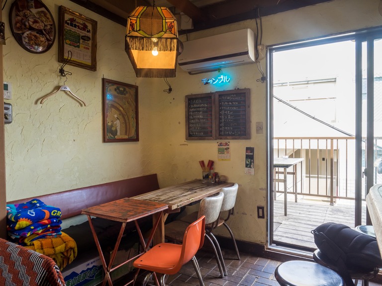 鎌倉チャンプル（店内-1）