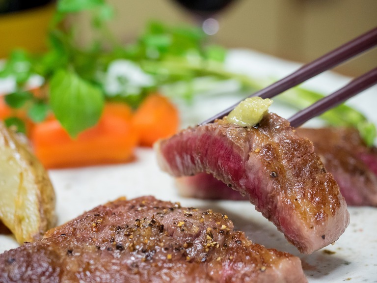 やっぱり肉だなぁ。